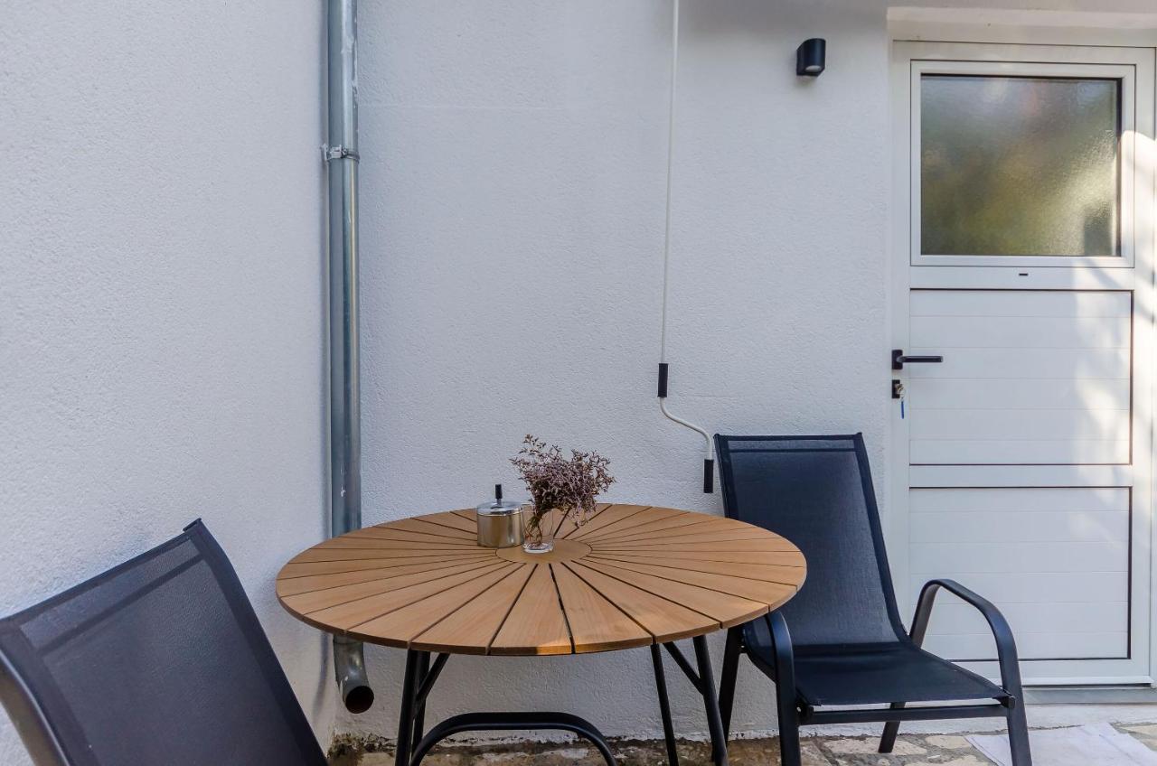 Apartments Milan ロゴズニッツァ エクステリア 写真